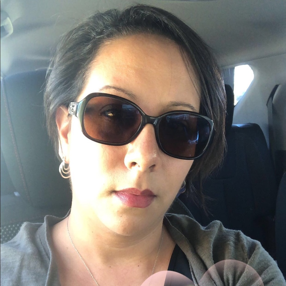 Meet your Posher, Andrea